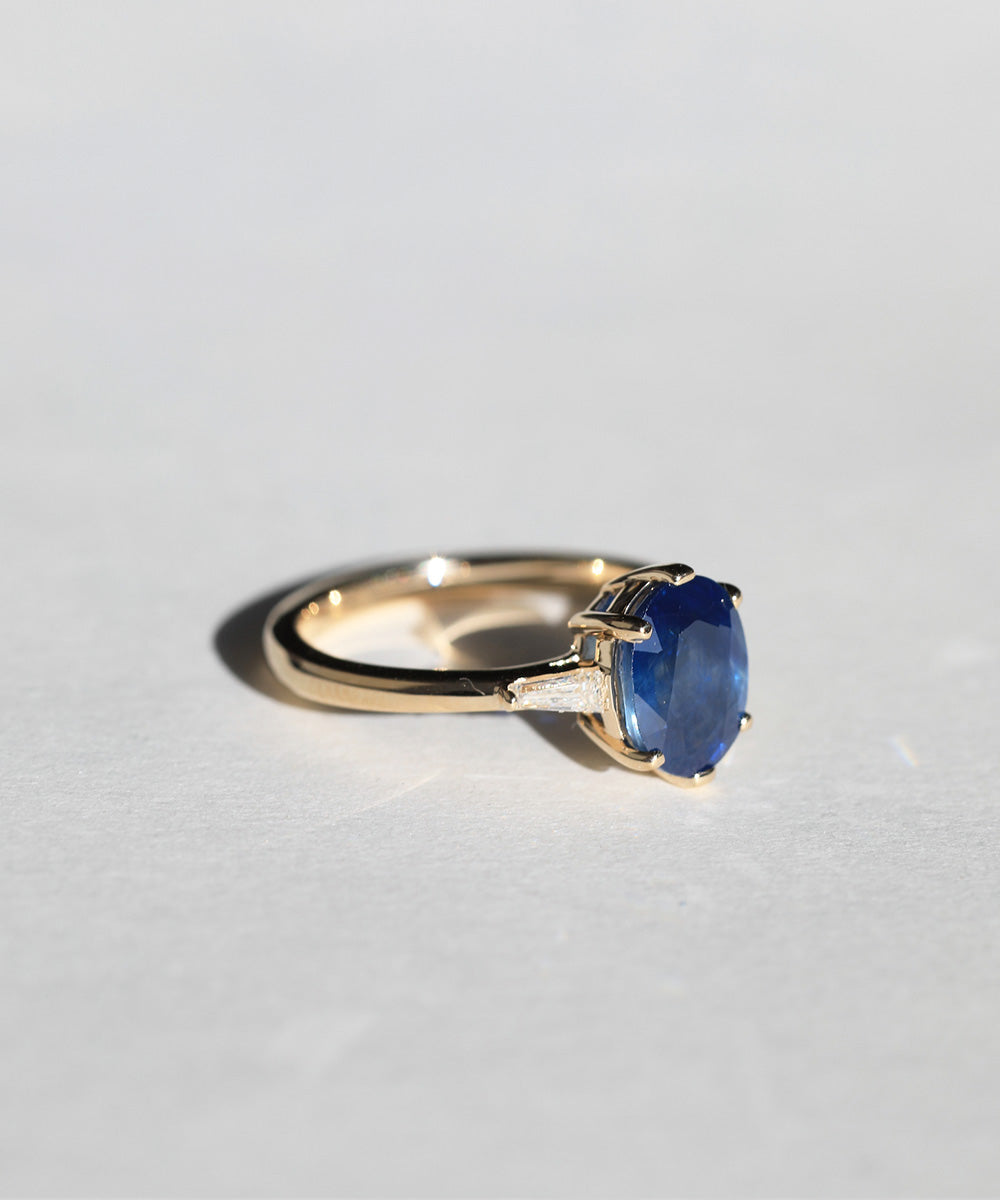 14k Yellow Gold Sapphire NYC fine jewelry brooklyn NY New York jeweler sustainable ethical greenpoint engagement