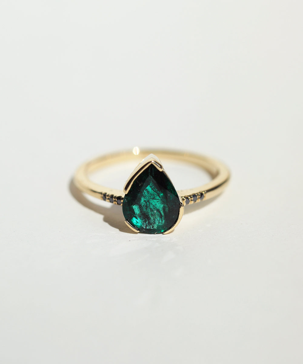  solitaire ring emerald gold Brooklyn New York 
