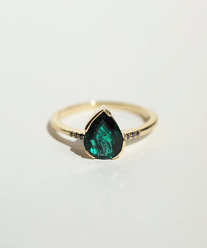  solitaire ring emerald gold Brooklyn New York 