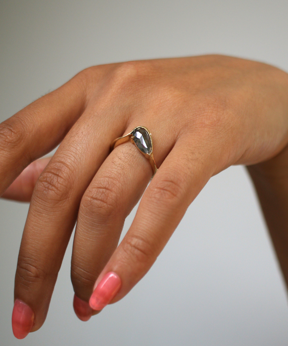 Crest Ring with Salt & Pepper Diamond