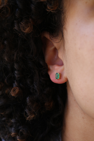 Emerald earring studs 14k yellow gold , Brooklyn New York 11222 