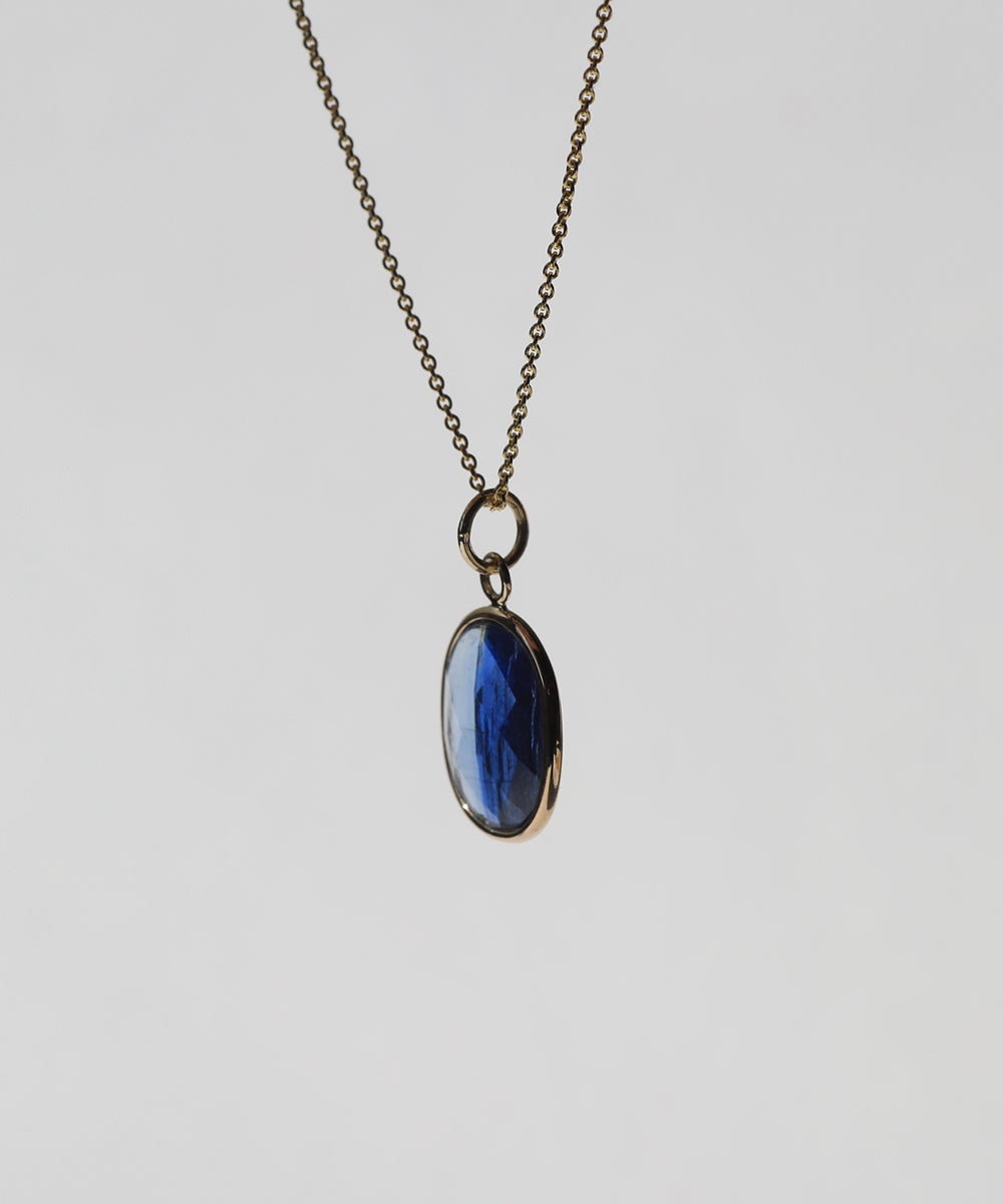 blue sapphire oval pendant Brooklyn New York 