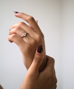 Ona Diamond Ring