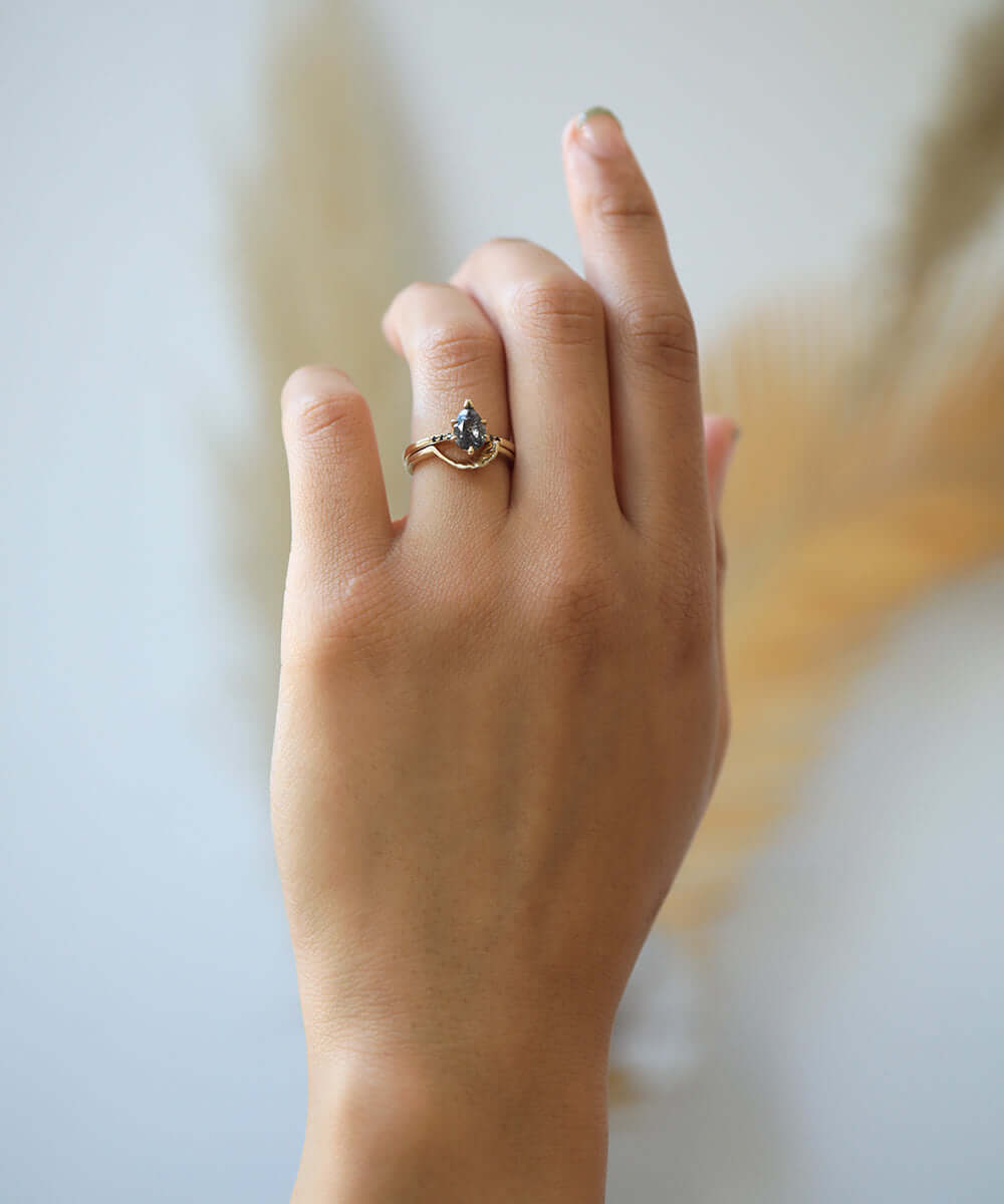 14k gold ring Brooklyn New York 11222