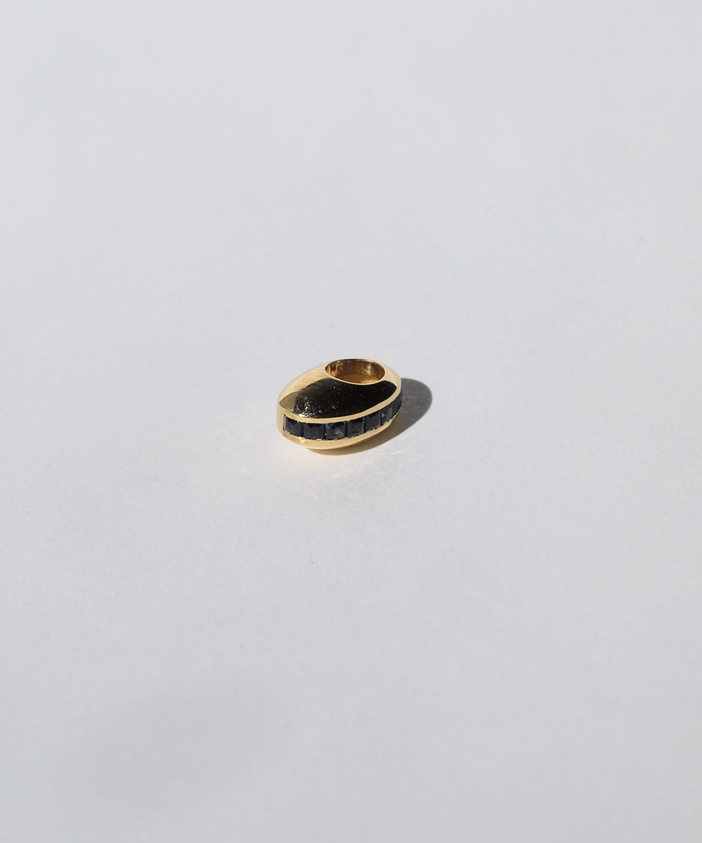 Drak blue sapphires beaded pendent 14k yellow gold 