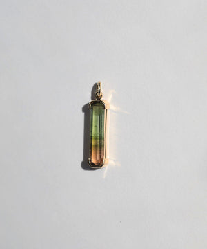 natural green orange tourmaline recycled 14k yellow gold modified bezel setting Greenpoint Brooklyn New York City 11222