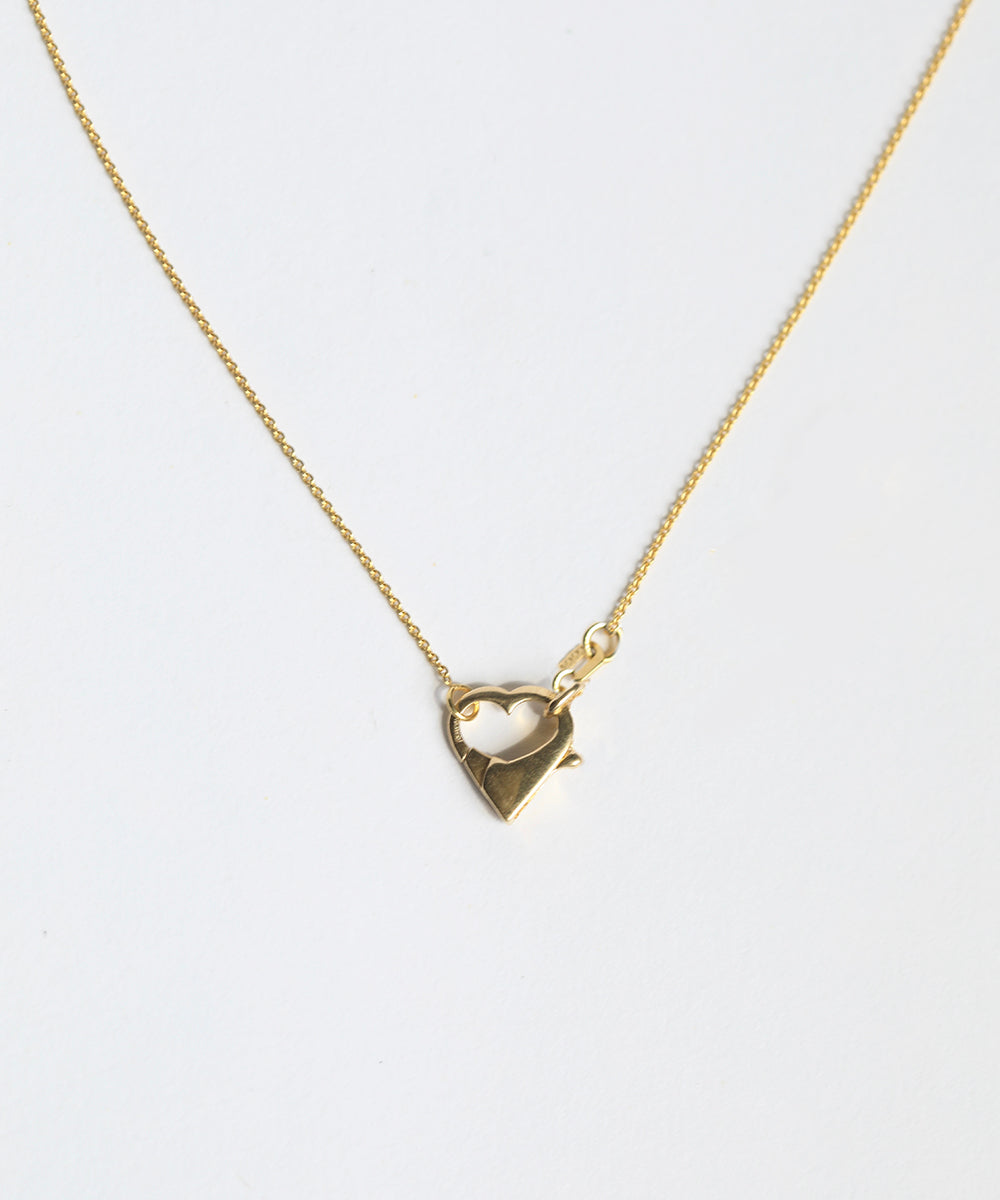 heart clasp necklace gold chain fine jewelry Brooklyn Greenpoint New York