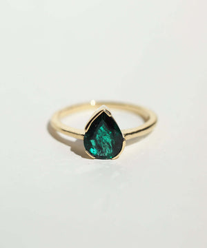 pear emerald 14k recycled yellow gold band alternative bezel greenpoint Brooklyn New York City 11222