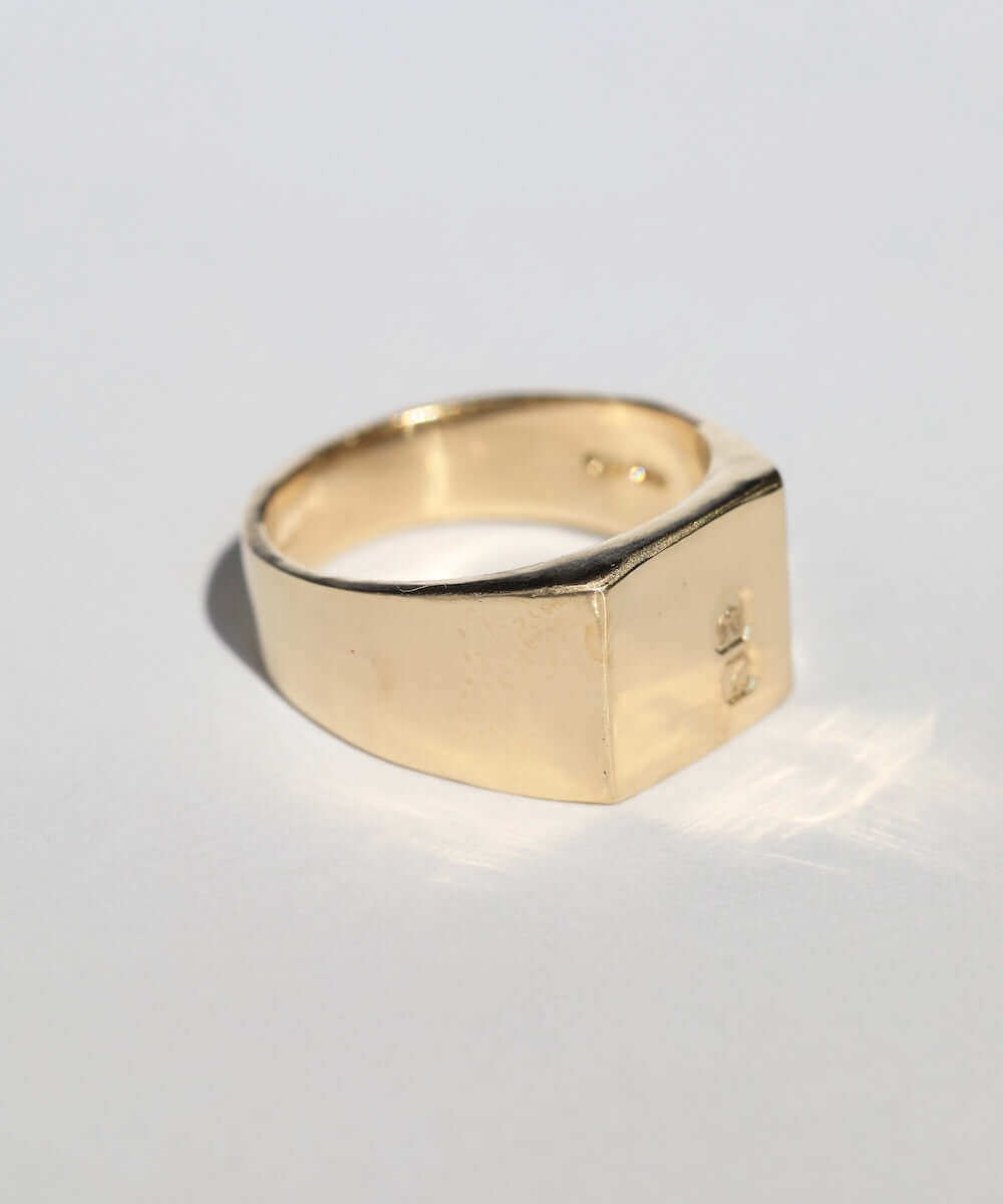 14k yellow gold signet ring hallmarked Brooklyn New York 11222  