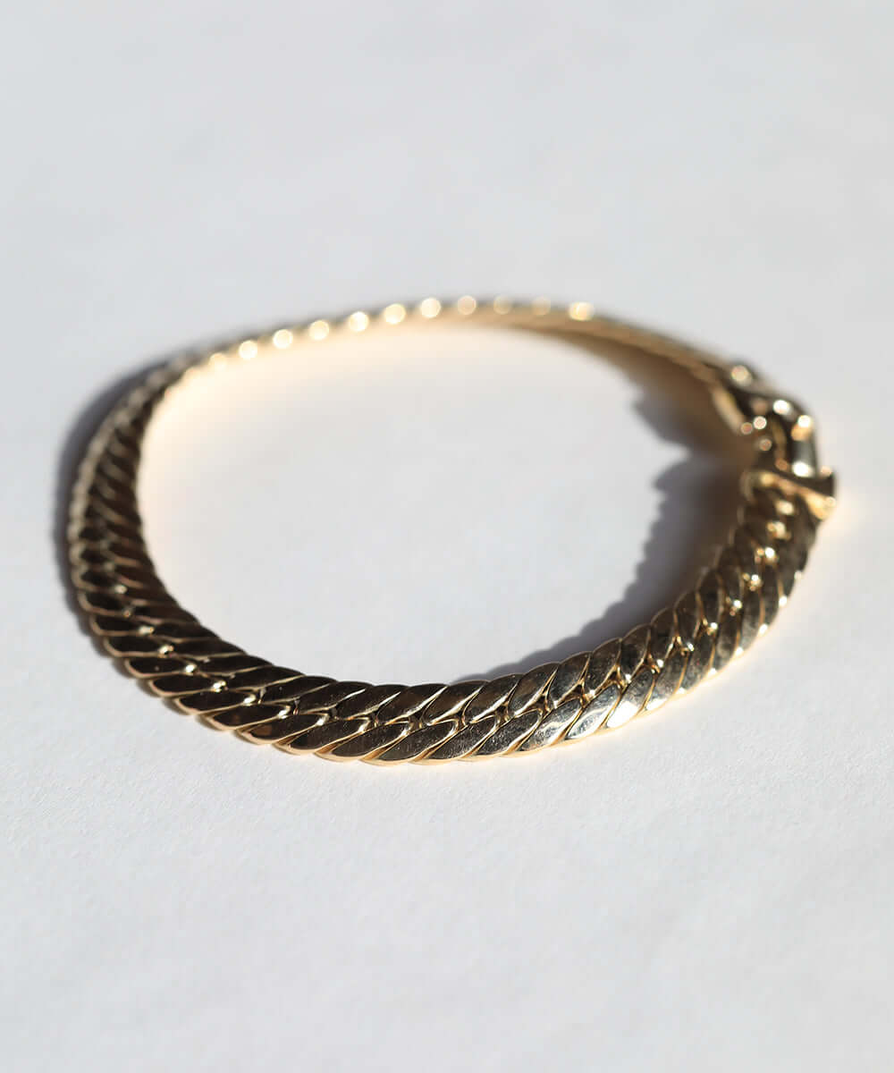 14k yellow gold link bracelet fine jewelry Brooklyn NY Brooklyn necklace NYC fine jewelry brooklyn NY New York jeweler sustainable ethical greenpoint engagement