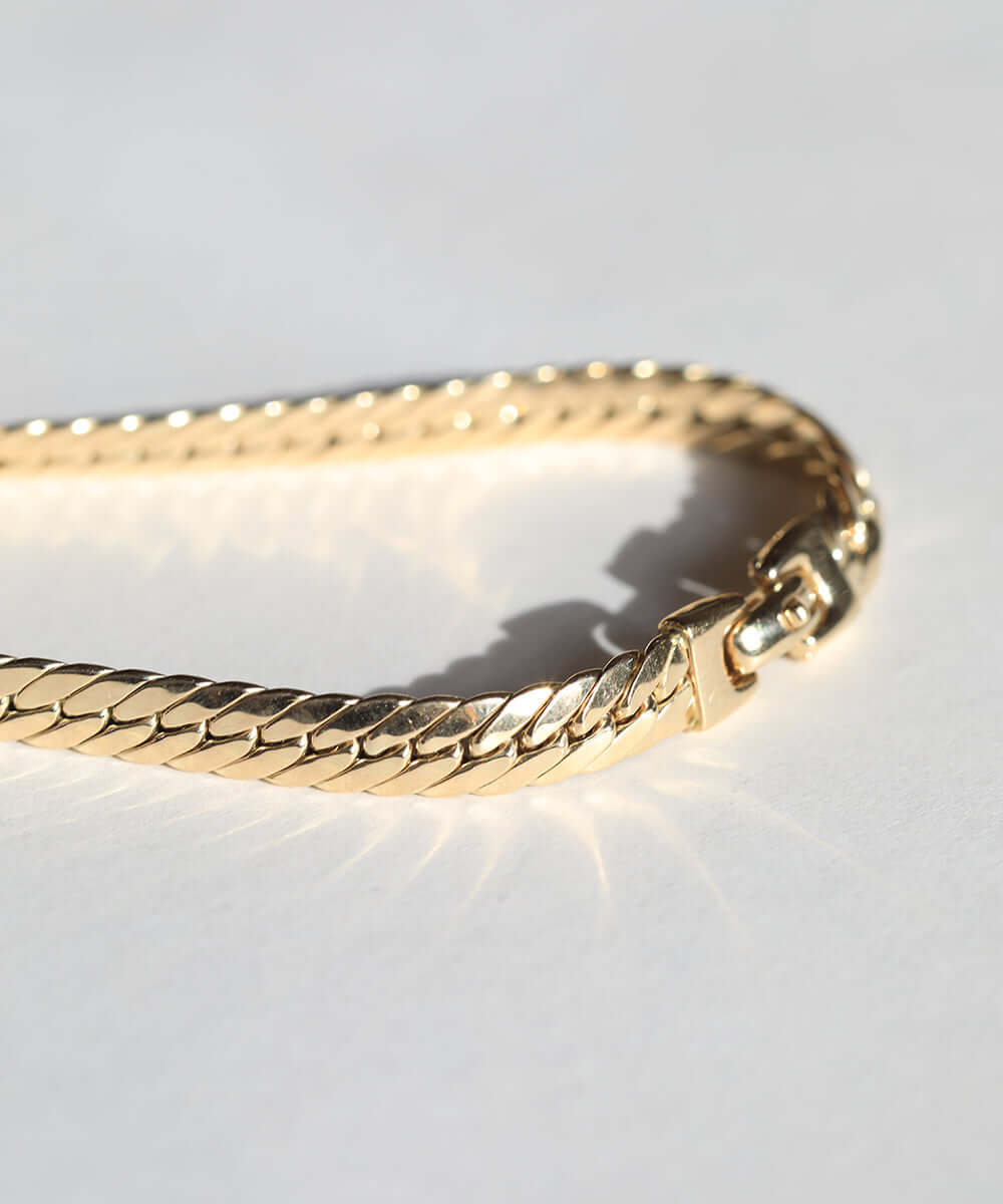 14k yellow gold link bracelet fine jewelry Brooklyn NY Brooklyn necklace NYC fine jewelry brooklyn NY New York jeweler sustainable ethical greenpoint engagement