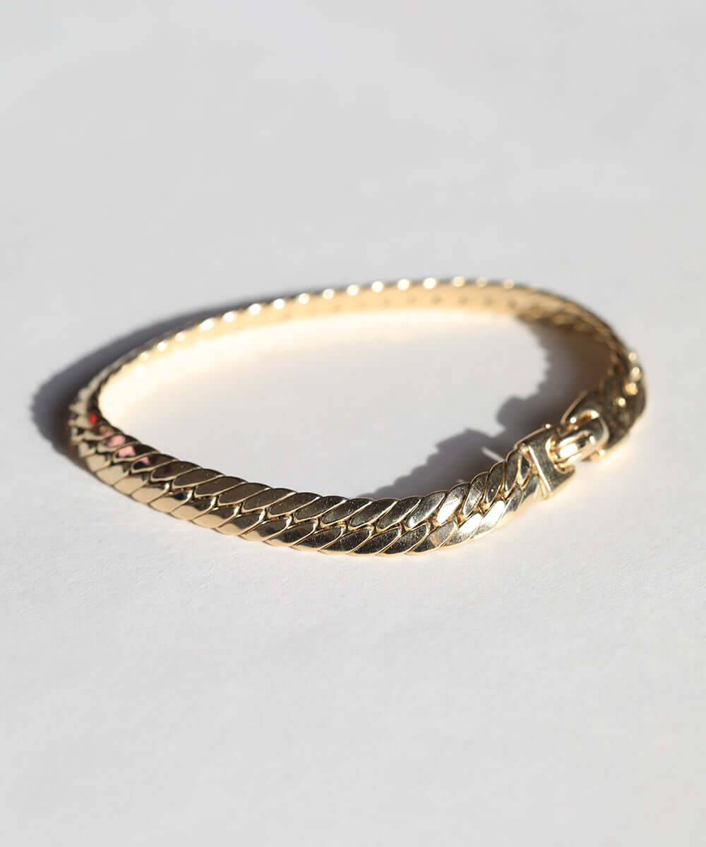 14k yellow gold bracelet fine jewelry Brooklyn NY Brooklyn necklace NYC fine jewelry brooklyn NY New York jeweler sustainable ethical greenpoint engagement