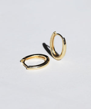 Oval Hinged Hoop II Yellow Gold