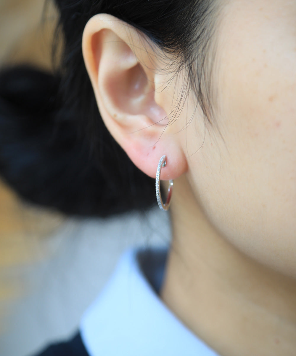Diamond Hinged hoop earrings solid 14k White Gold Brooklyn New York Greenpoint