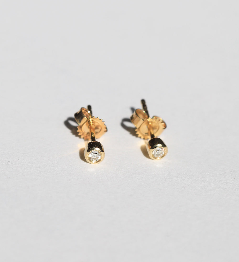 Tiny Diamond Stud