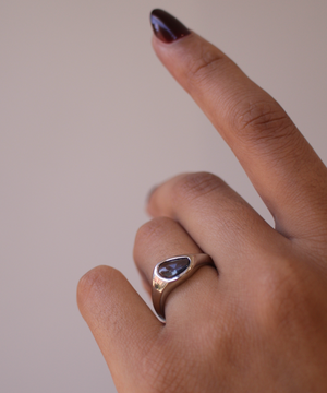 Fontana Signet Ring with Blue Sapphire