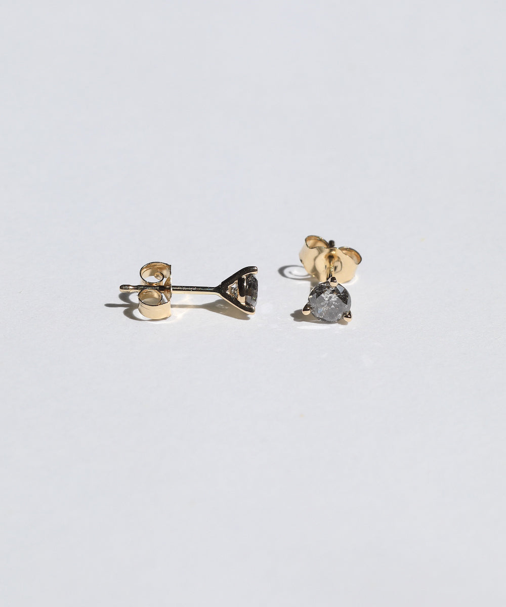 Salt and pepper diamonds 14k yellow  gold stud earrings  Brooklyn New York 