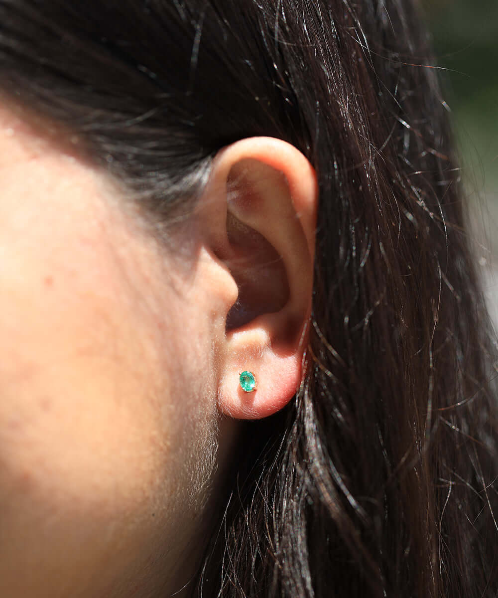 emerald oval stud earrings New York Brooklyn