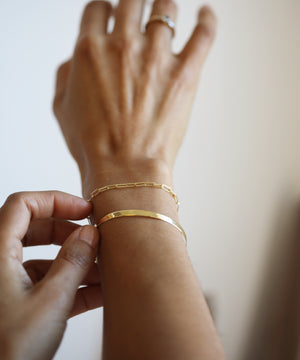 Herringbone bracelet 14k yellow gold macha studio brooklyn new york