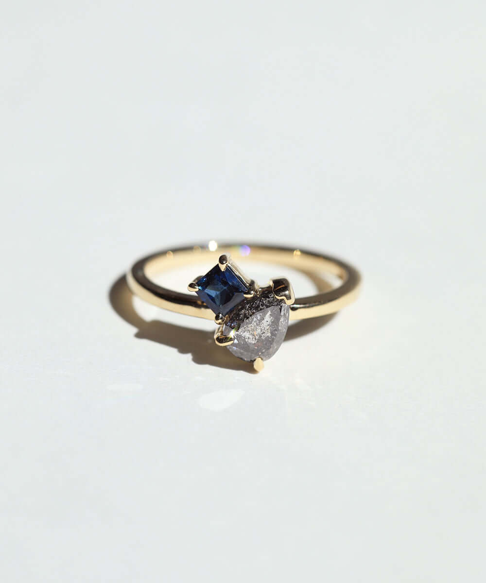 Dual Ring sapphire Salt & Pepper 14k Yellow Gold Greenpoint Brooklyn NY