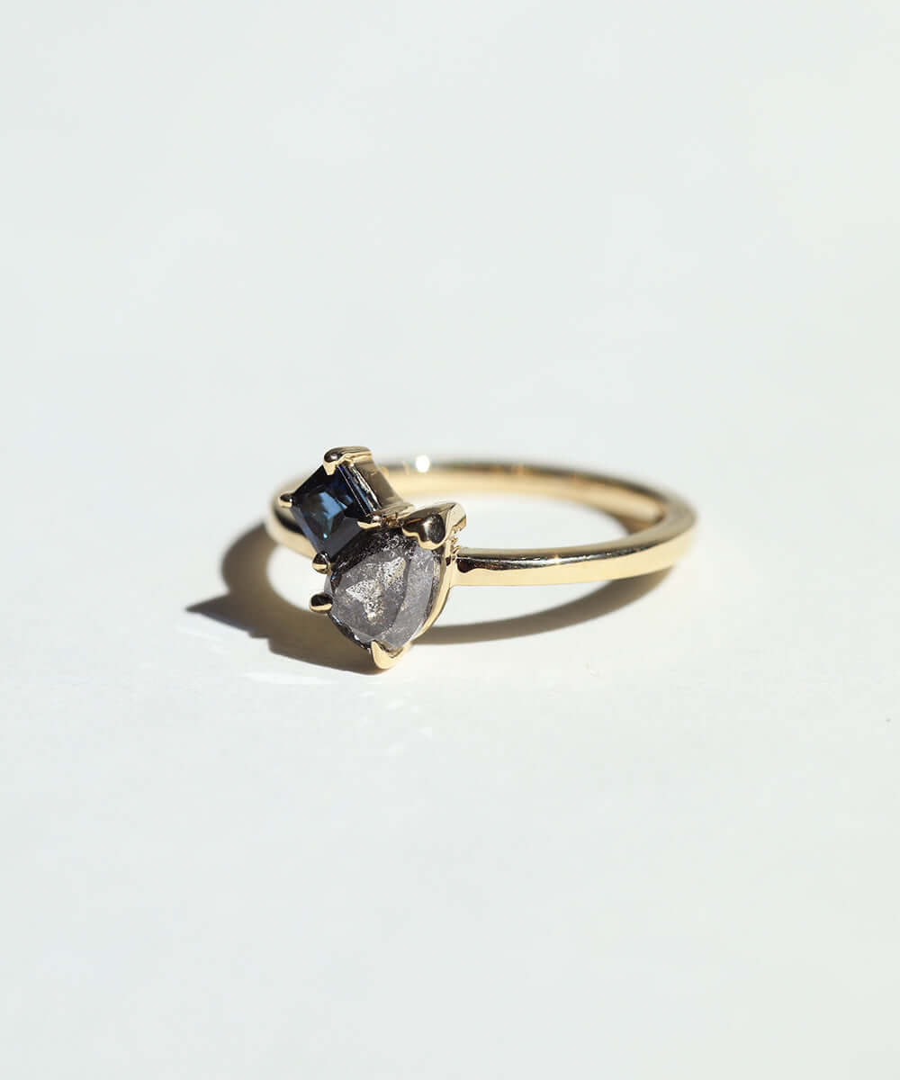 Dual Ring sapphire Salt & Pepper 14k Yellow Gold Greenpoint Brooklyn NY