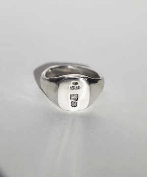 Small Hallmarked Signet Ring in Silver