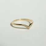 v-ring diamonds gold jewelry Brooklyn New York