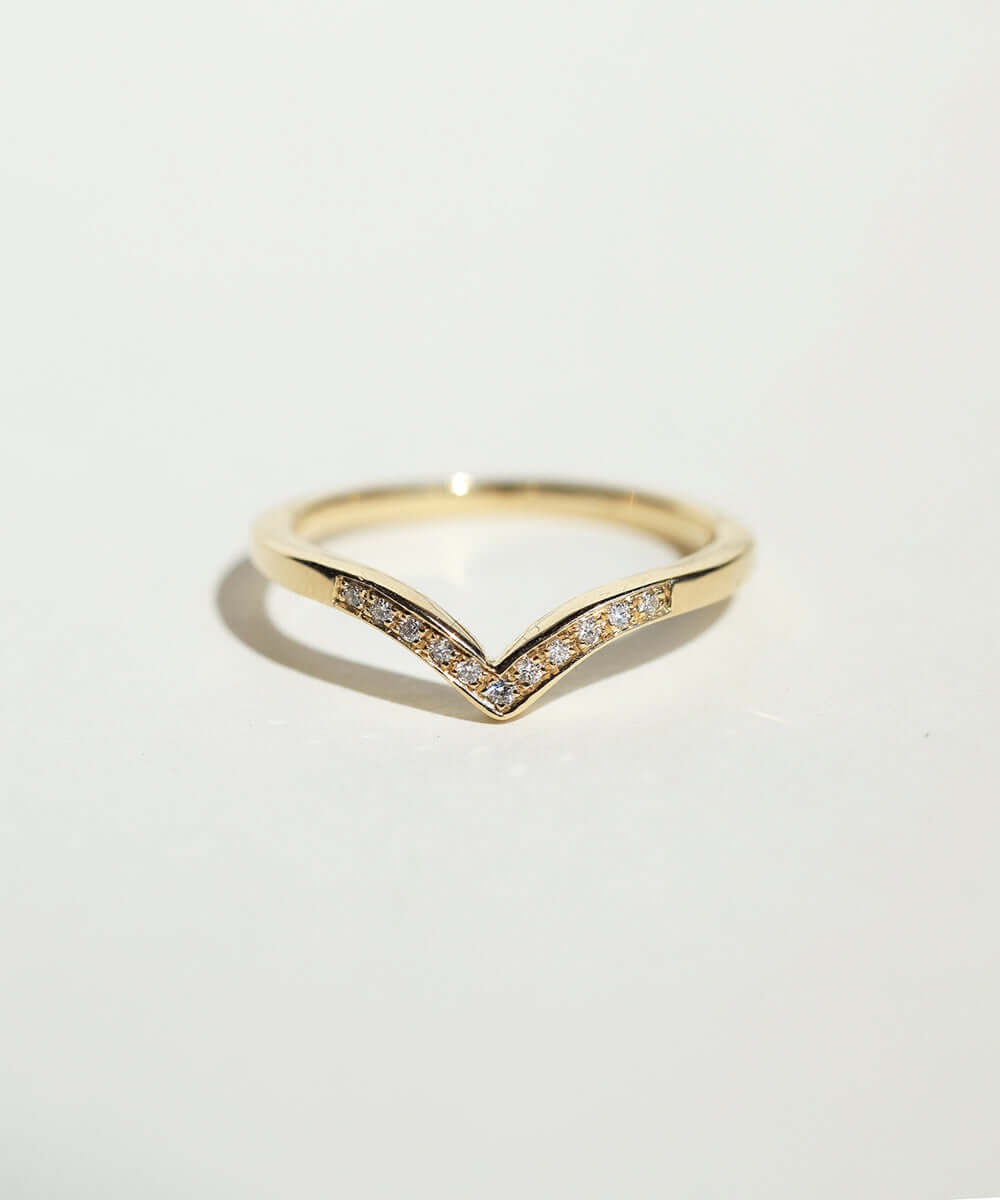  v-ring diamonds gold jewelry  Brooklyn New York 